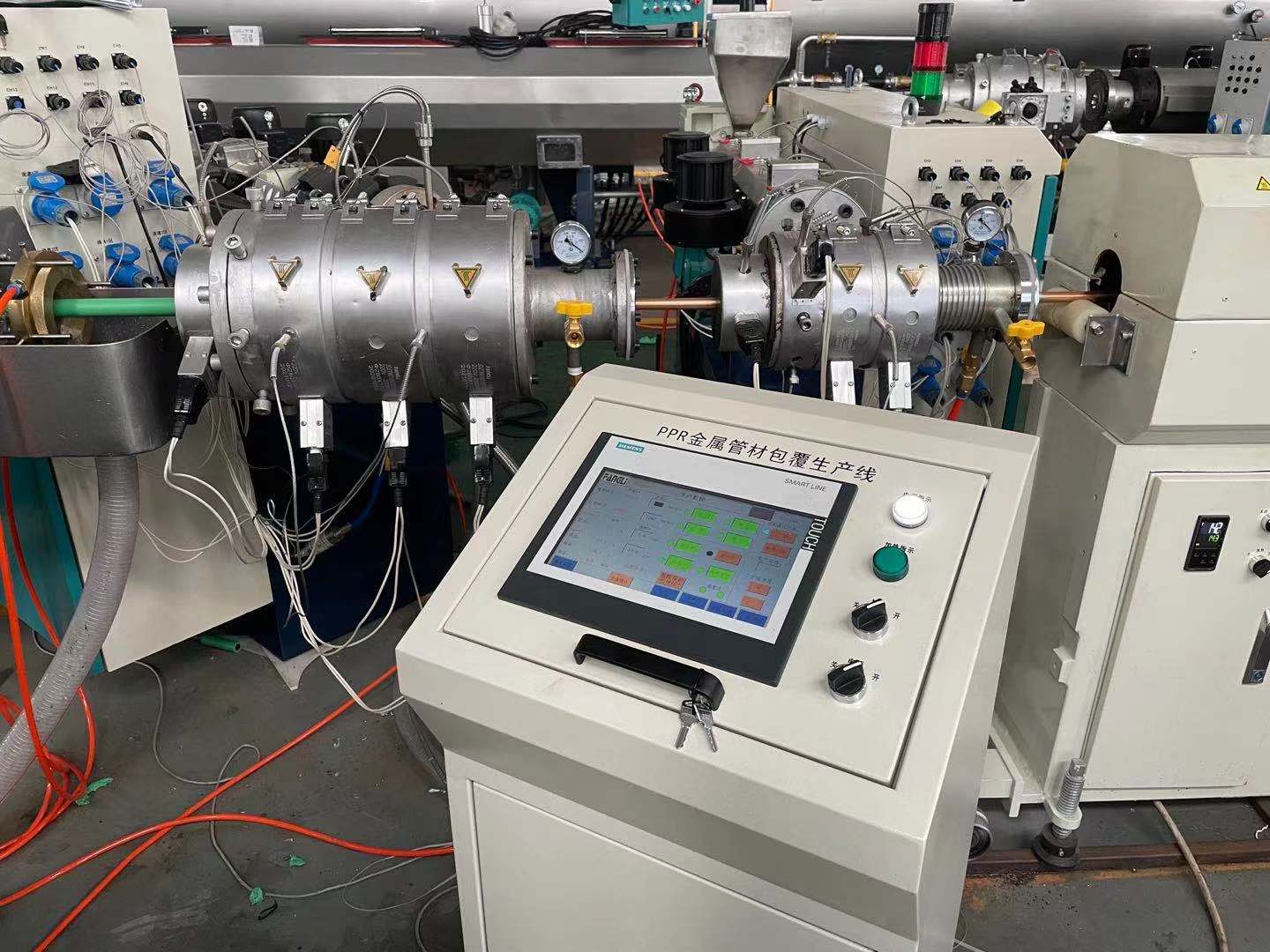 Cách bảo trì dây chuyền sản xuất ống vật liệu hỗn hợp