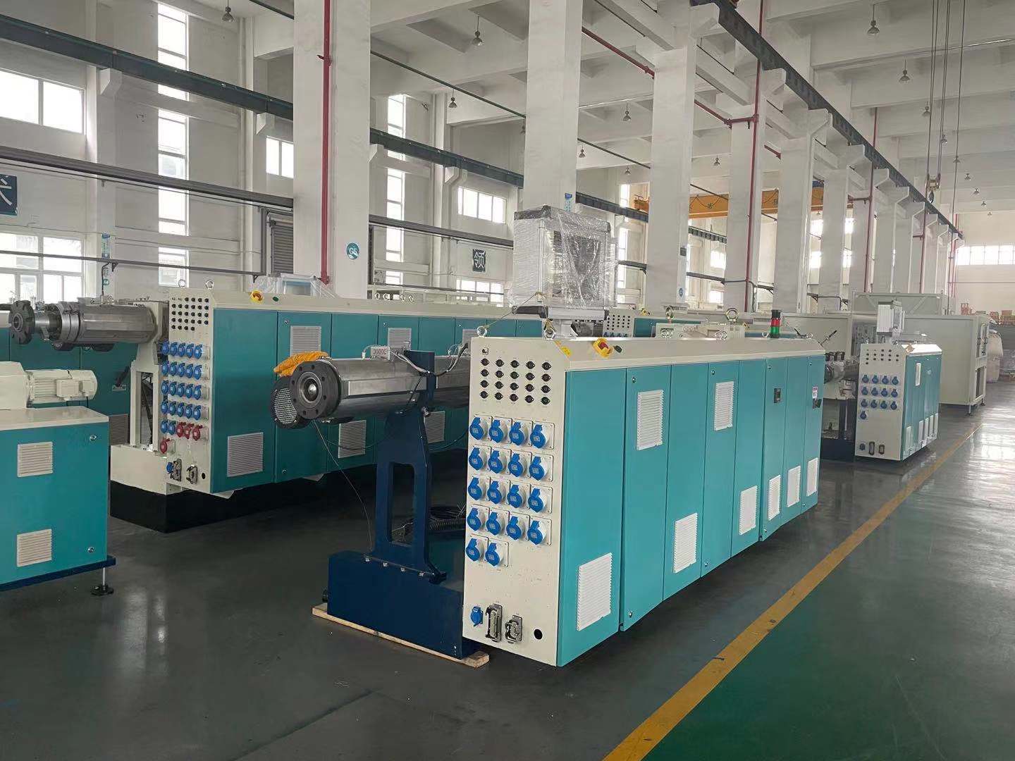 Nguyên nhân gây ra tiếng ồn bất thường của máy đùn là gì?